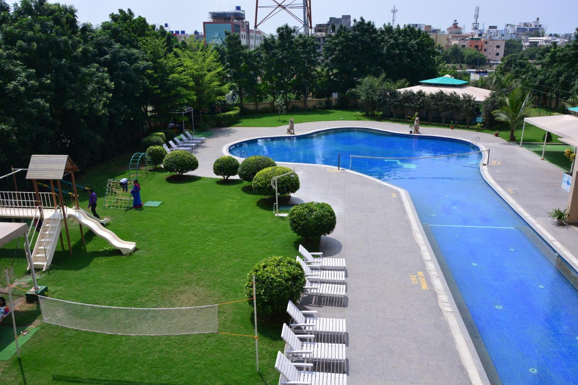 St Laurn The Spiritual Resort Shirdi Εξωτερικό φωτογραφία